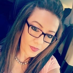 Meet your Posher, Alva